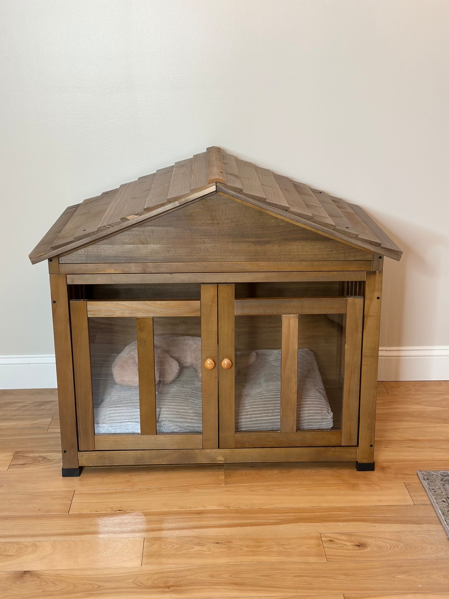 Cute dog house crate !! Wayfair find 



#LTKStyleTip #LTKHome #LTKPets