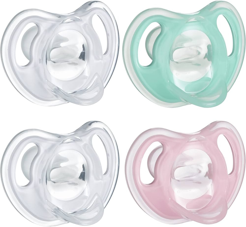 Tommee Tippee Ultra-Light Silicone Pacifier, Symmetrical One-Piece Design, BPA-Free Silicone Bink... | Amazon (US)