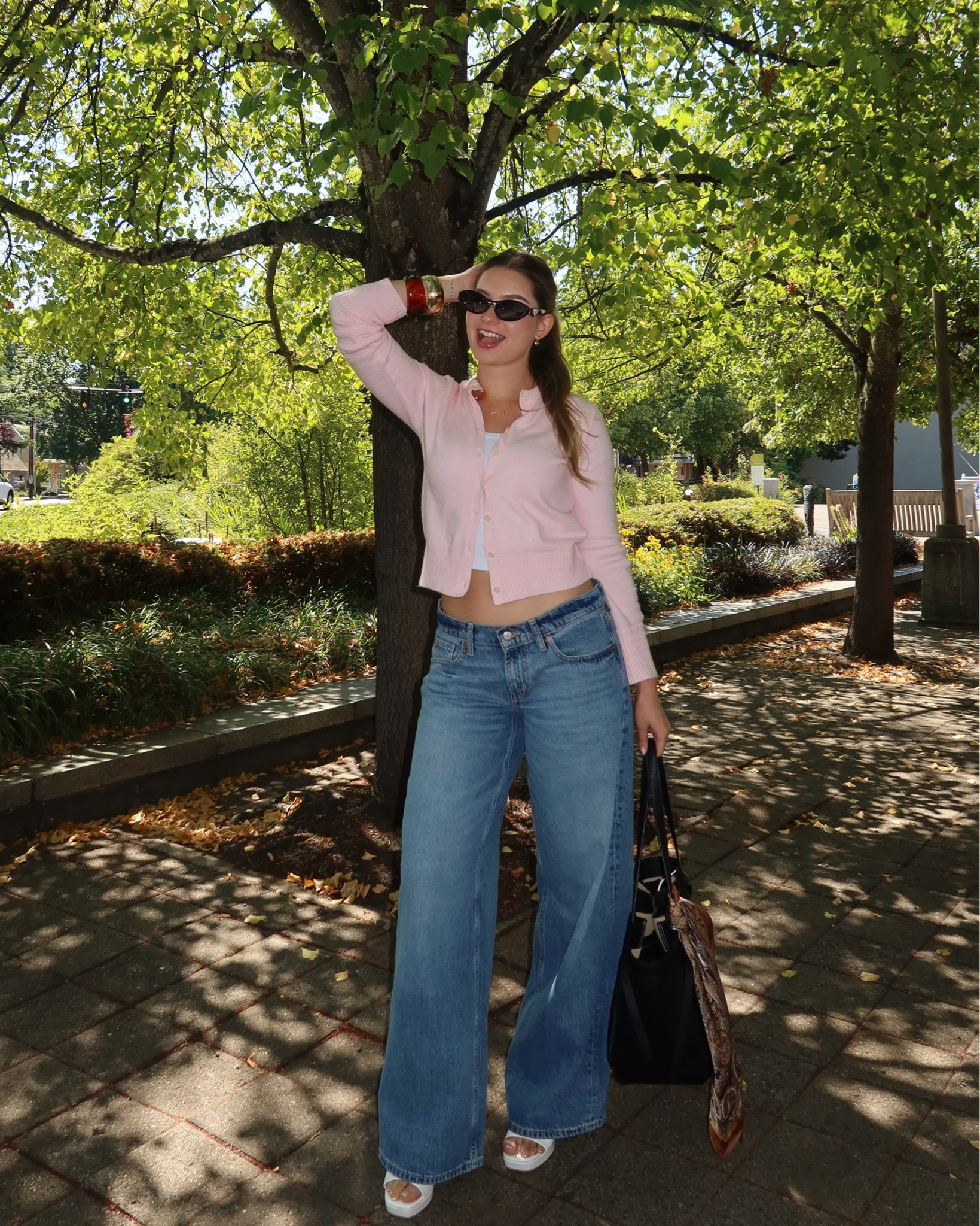 Your new fav pair that will take you into fall is waiting at @oldnavy 💙 #AD #oldnavypartner