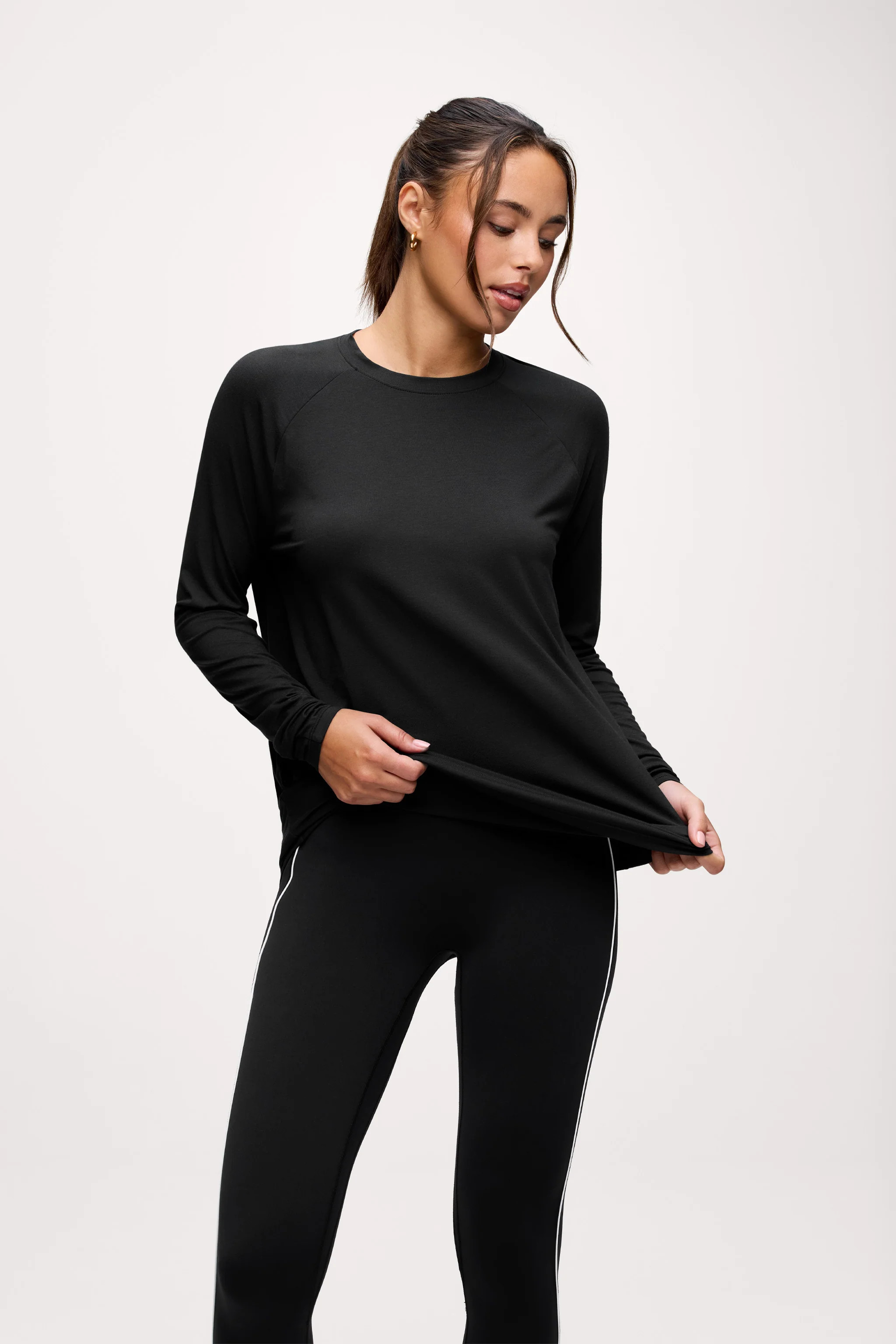 Featherweight Active Long Sleeve Shirt | Black | nuuds