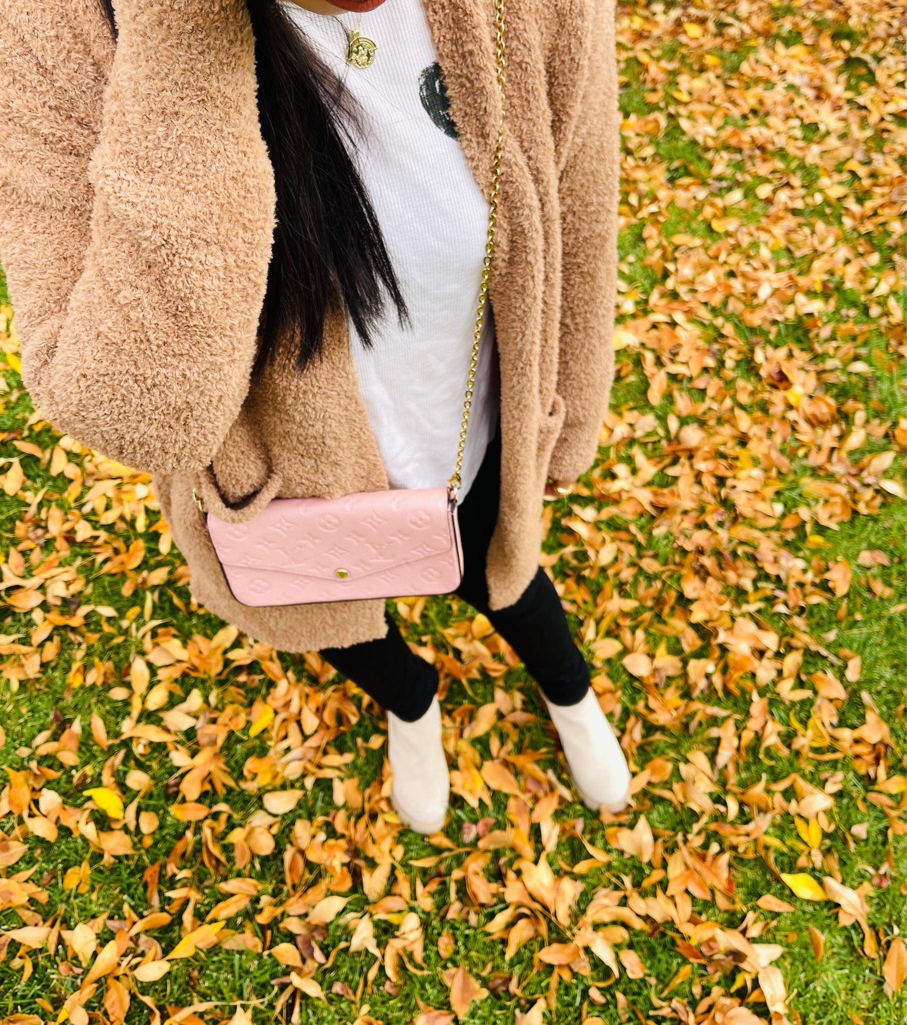 An easy Fall outfit on a budget!☺️🍁🍂This cozy cardigan is super soft and is under $40! It’s back in stock and all sizes are available!!!☺️👏🙌🏻 I swear it’s comparable to expensive brands and you can’t even tell!😁😉This is an easy outfit for those grocery runs and hello Thanksgiving is a couple of days away! It’s a great lounge outfit too. Also linked a lounge set perfect for those house parties!💋😜



#target #ltksalealert #targetstyle #ltkgiftguide #ltkfall #fallstyle #ltkfallstyle #ltkstyletip #ltkunder50 #ltkunder100 #falloutfit #fallinspo #cozy #cardigan #ltkcozy #cozystyle #cozyfallstyle

#LTKCyberweek #LTKSeasonal #LTKHoliday