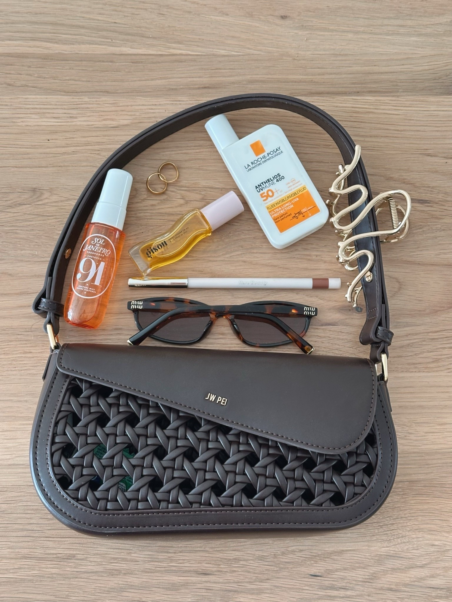 My Summer Bag & Essentials

#LTKsummer #LTKeurope #LTKbag