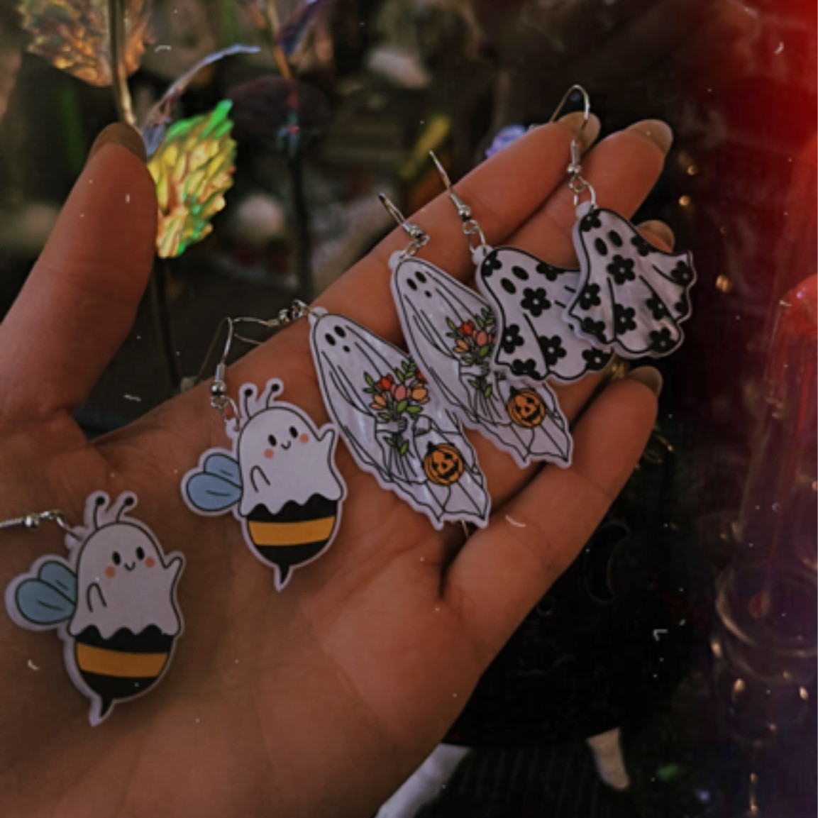 Spooky spring earrings 👻🌺

#LTKfindsunder100 #LTKstyletip #LTKSeasonal