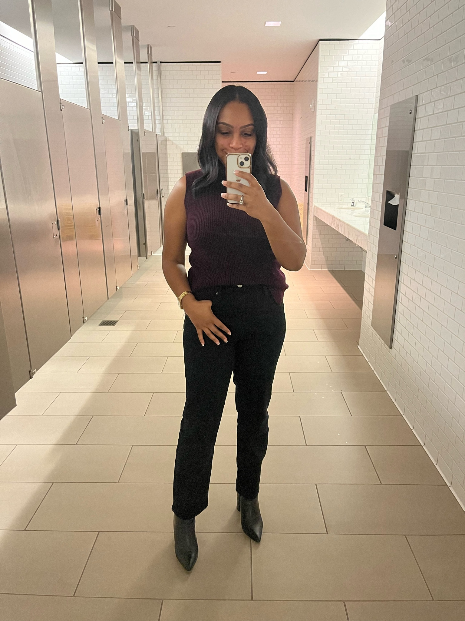 Wine-colored sleeveless sweater and black jeans! The perfect fall work combo🍂

#LTKSeasonal #LTKStyleTip #LTKFindsUnder100