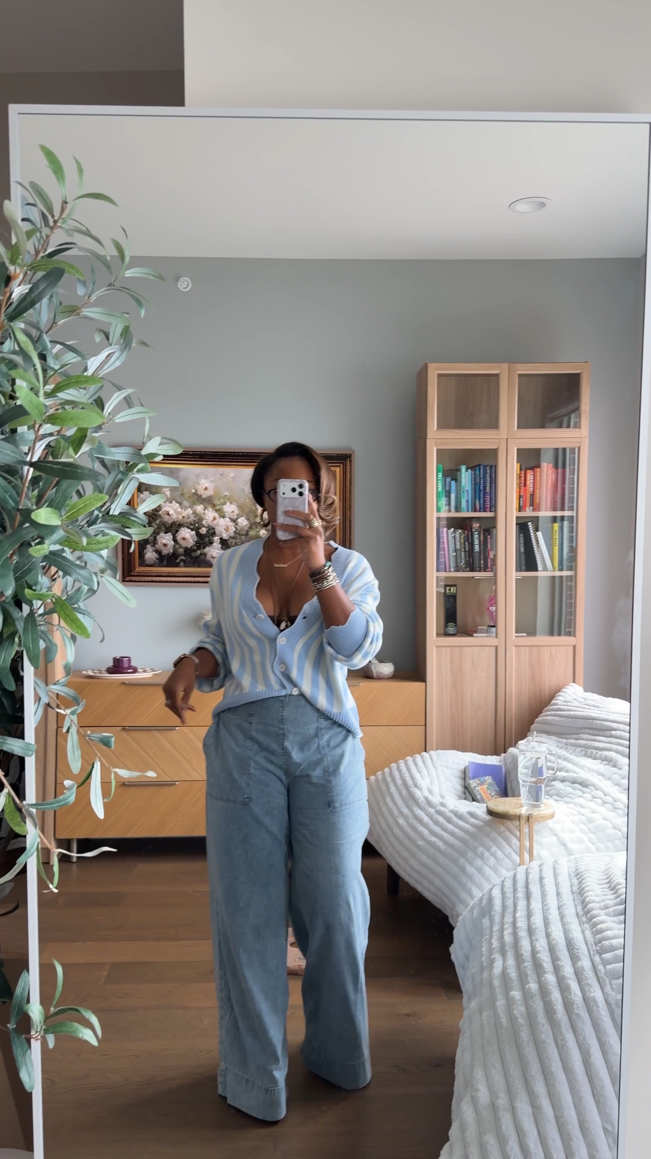 Wearing a XL cardigan and XL jeans!!