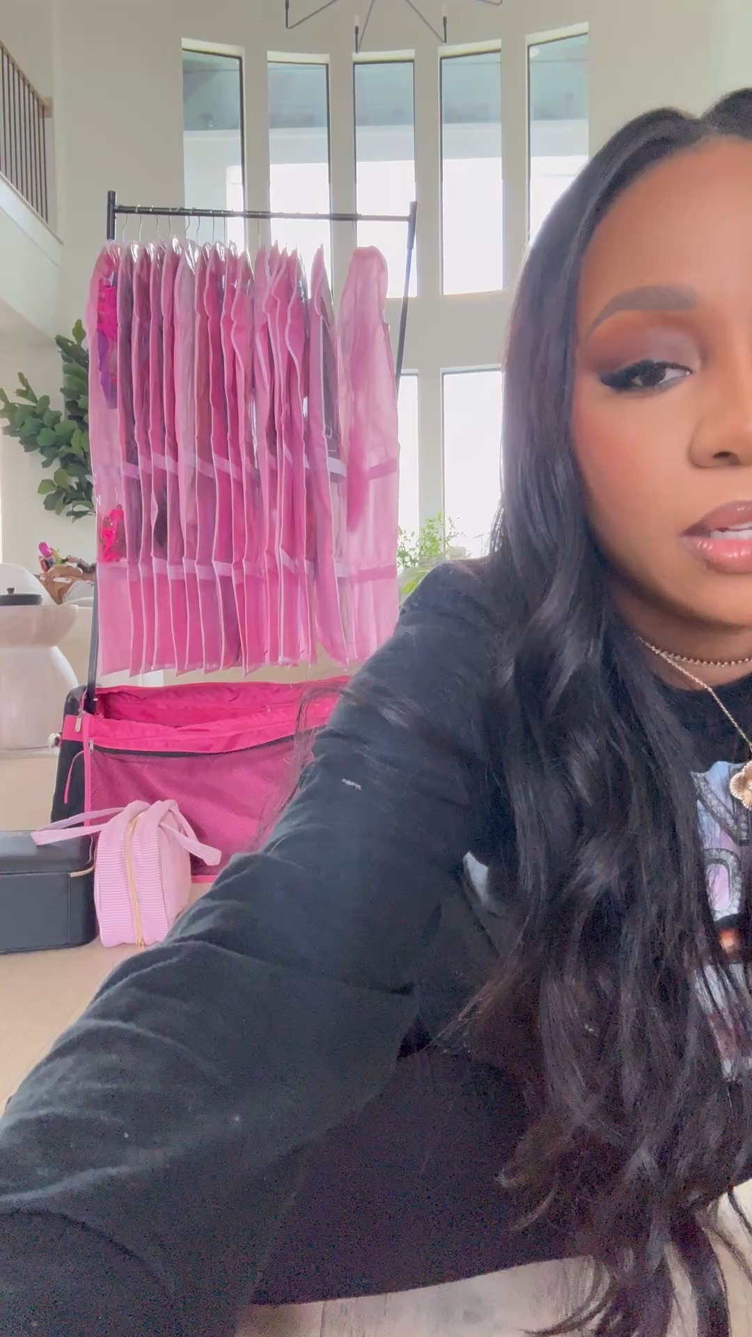 This mirror and charging cape is great for your dance, cheerleader, gymnast etc 