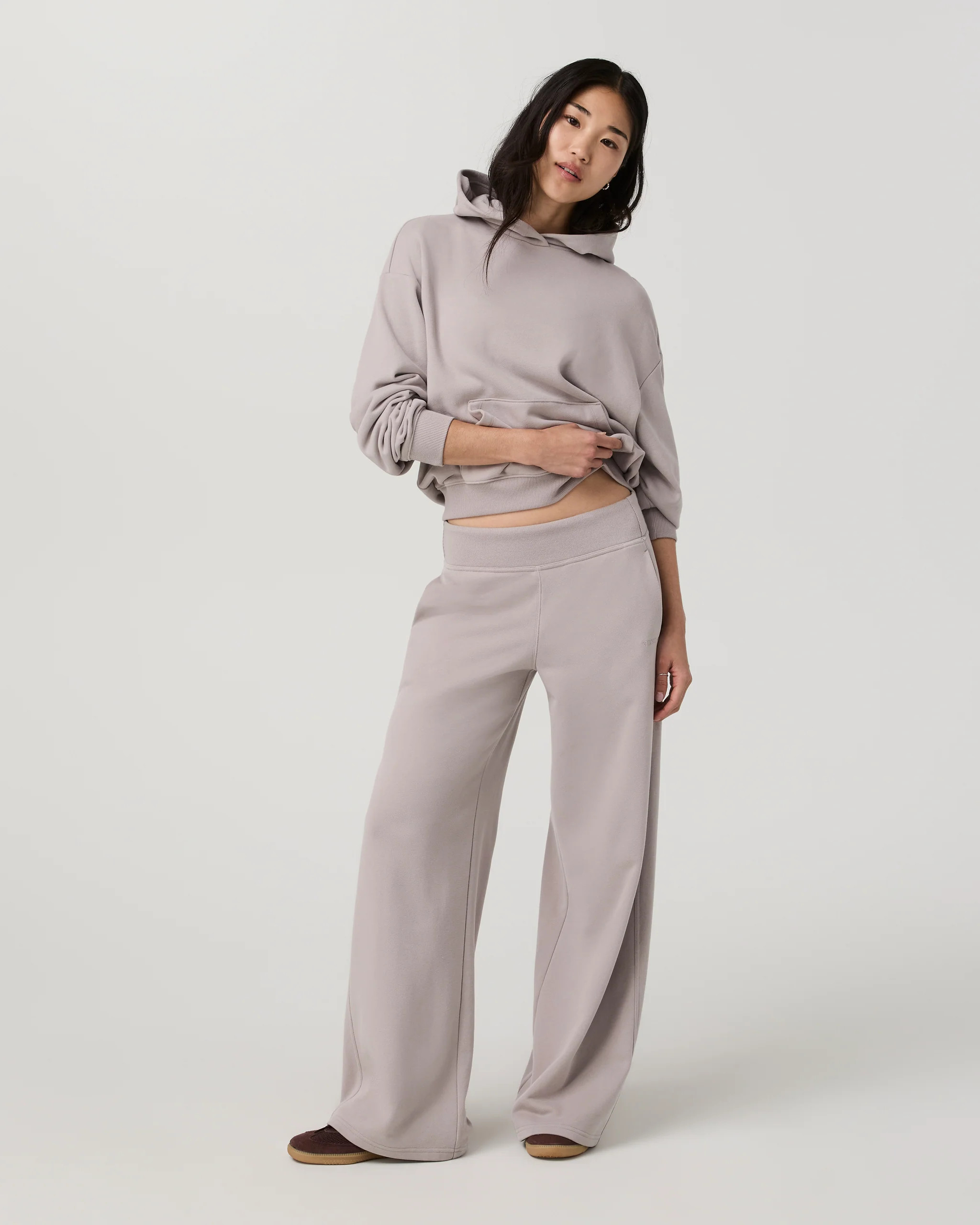 Sedona Midrise Wideleg Sweatpant | Vuori Clothing (US & Canada)