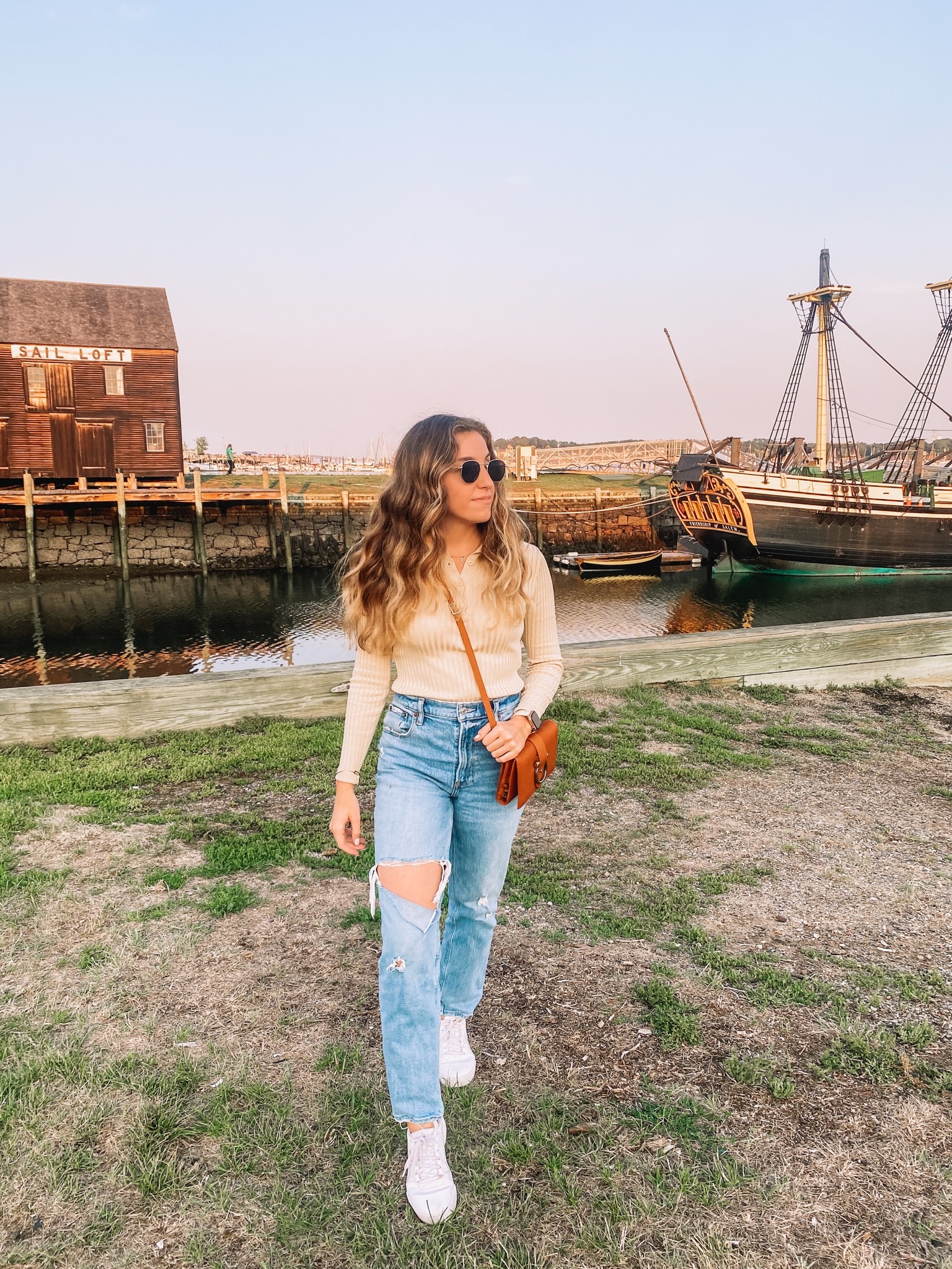 Fall outfits
Fall looks 
Nordstrom finds 
Abercrombie 
Sapahn 
Sweater 
High waisted jeans 


#LTKtravel #LTKSeasonal #LTKstyletip