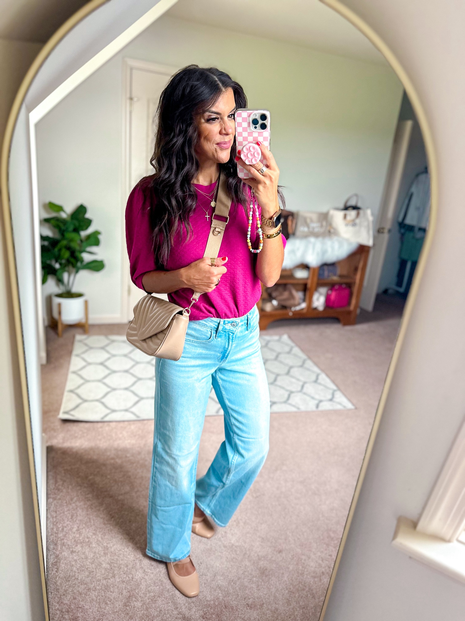 These Old Navy jeans are on sale for $18 today! Im in my true size 2 

#LTKFindsUnder100 #LTKSaleAlert #LTKStyleTip