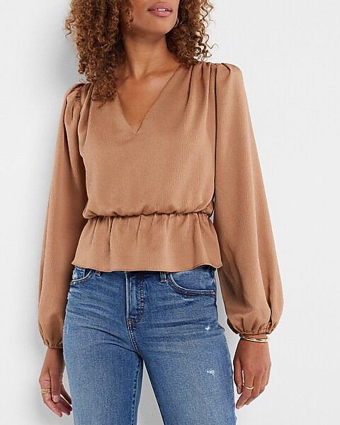 Long Sleeve V-Neck Peplum Top | Express