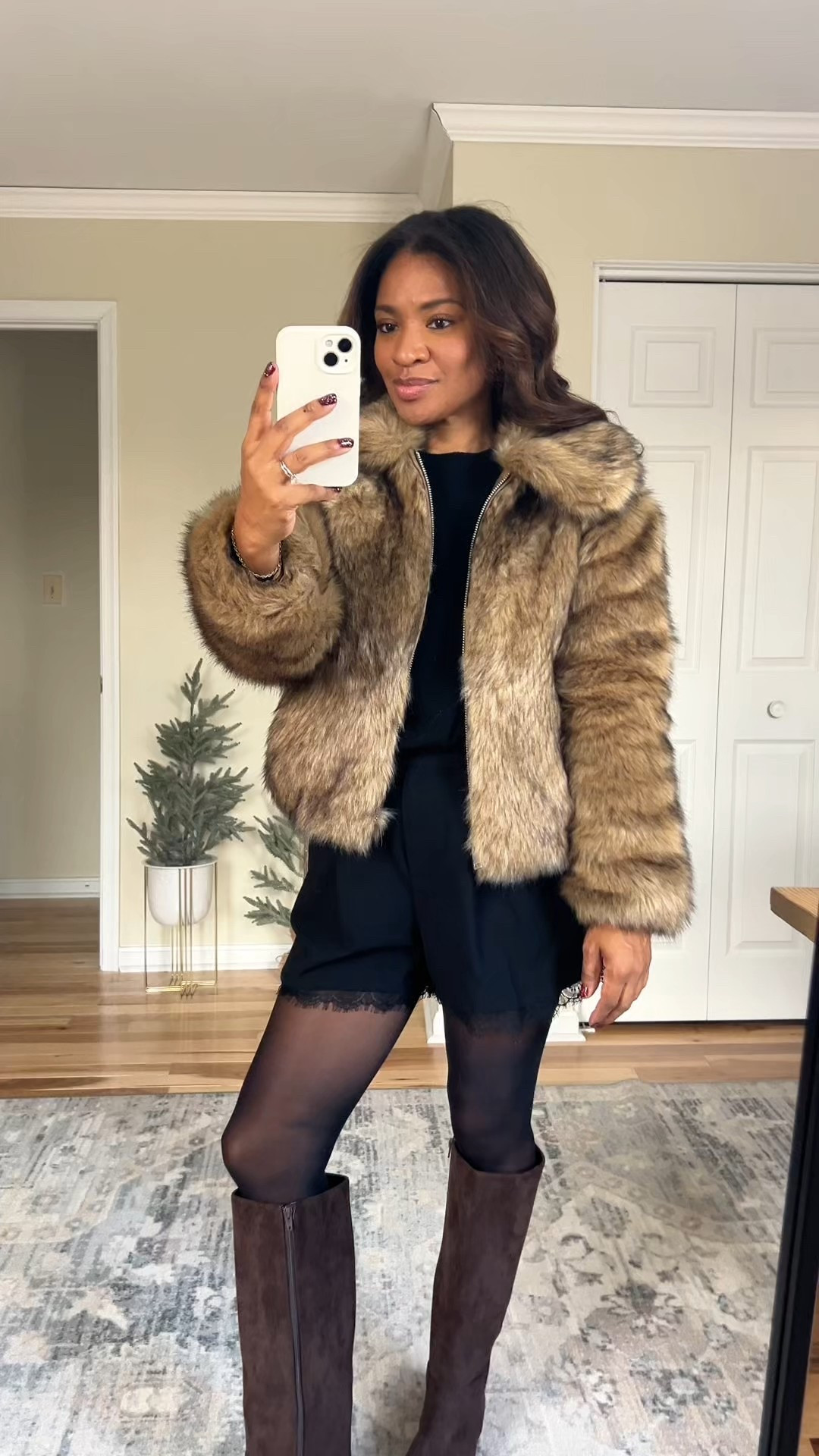 Products I use regularly that we don’t really talk about but I need to share cause I think you will all love! And sharing is caring! 

 #ltkbeauty #ltkfindsunder100 #ltkfindsunder50

