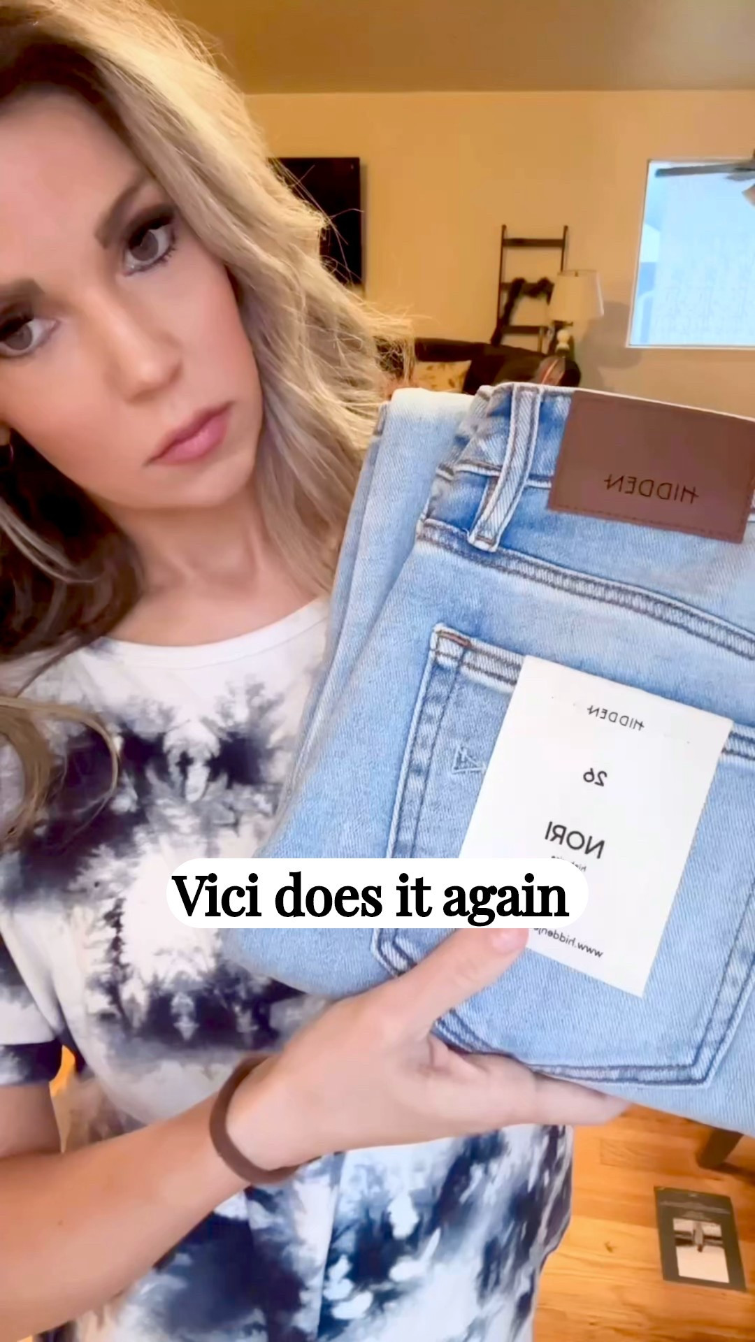 I have found my new favorite jeans 🥰 I had so many compliments. Vici does it again. The viral ski sweater and adorable coat. Perfect for date night, Christmas parties, or just to feel fab. 

Vici Winter Collection is officially here ❄️🤍
Cozy knits, elevated layers, chic neutrals, and those throw-on-and-go winter staples you’ll wear all season long. From everyday mom life to dressed-up winter plans, this collection is giving effortless, warm, and stylish without trying too hard. Linked all my favorites so you can recreate these looks easily ✨

Shop the full Vici winter edit on LTK 🤍

#LTKStyle #LTKWinter #ViciCollection #WinterOutfits #CozyChic #NeutralStyle #EverydayOutfits #MomStyle #ColdWeatherFashion #LayeredLooks #LTKFinds #WinterWardrobe

#LTKgrwm #LTKMidsize #LTKootd