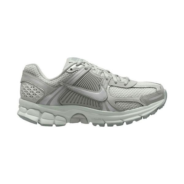 Women's Nike Zoom Vomero 5 Sneakers 8.5 Regular Grey Fog/Grey Fog-Off White-Spruce Aura | Scheels Sports