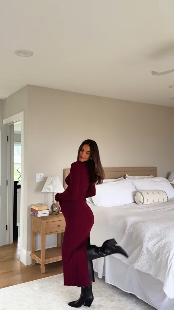 What I’m wearing to work in my third trimester! 

The dress is called Luna Maxi Dress by the brand Chaser. Can’t find anywhere so I linked similar options! 