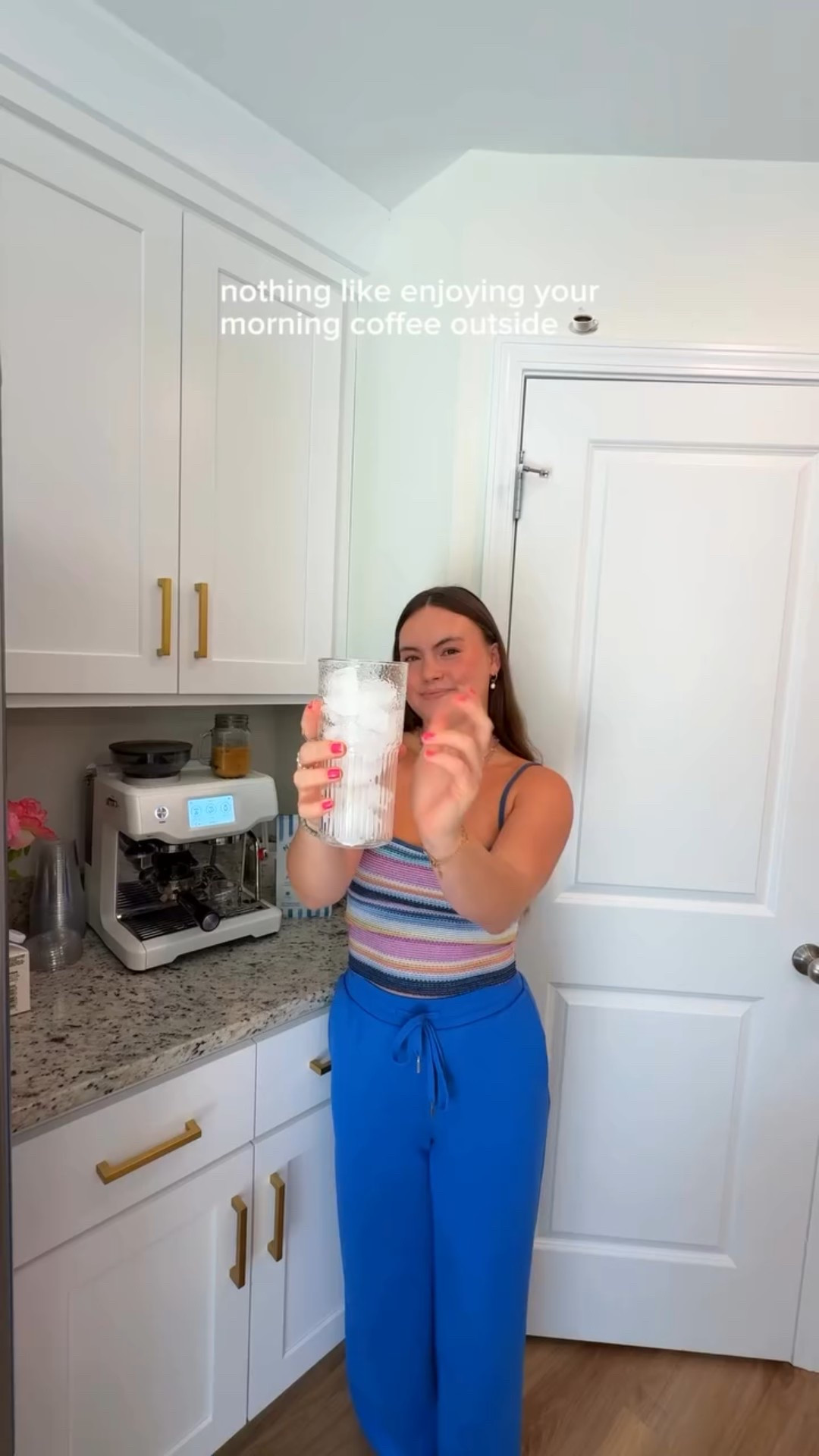 coffee outside in the morning is so peaceful 🌱☀️ love sitting my favorite patio set from @jonathany_official #coffee #vlog #beach