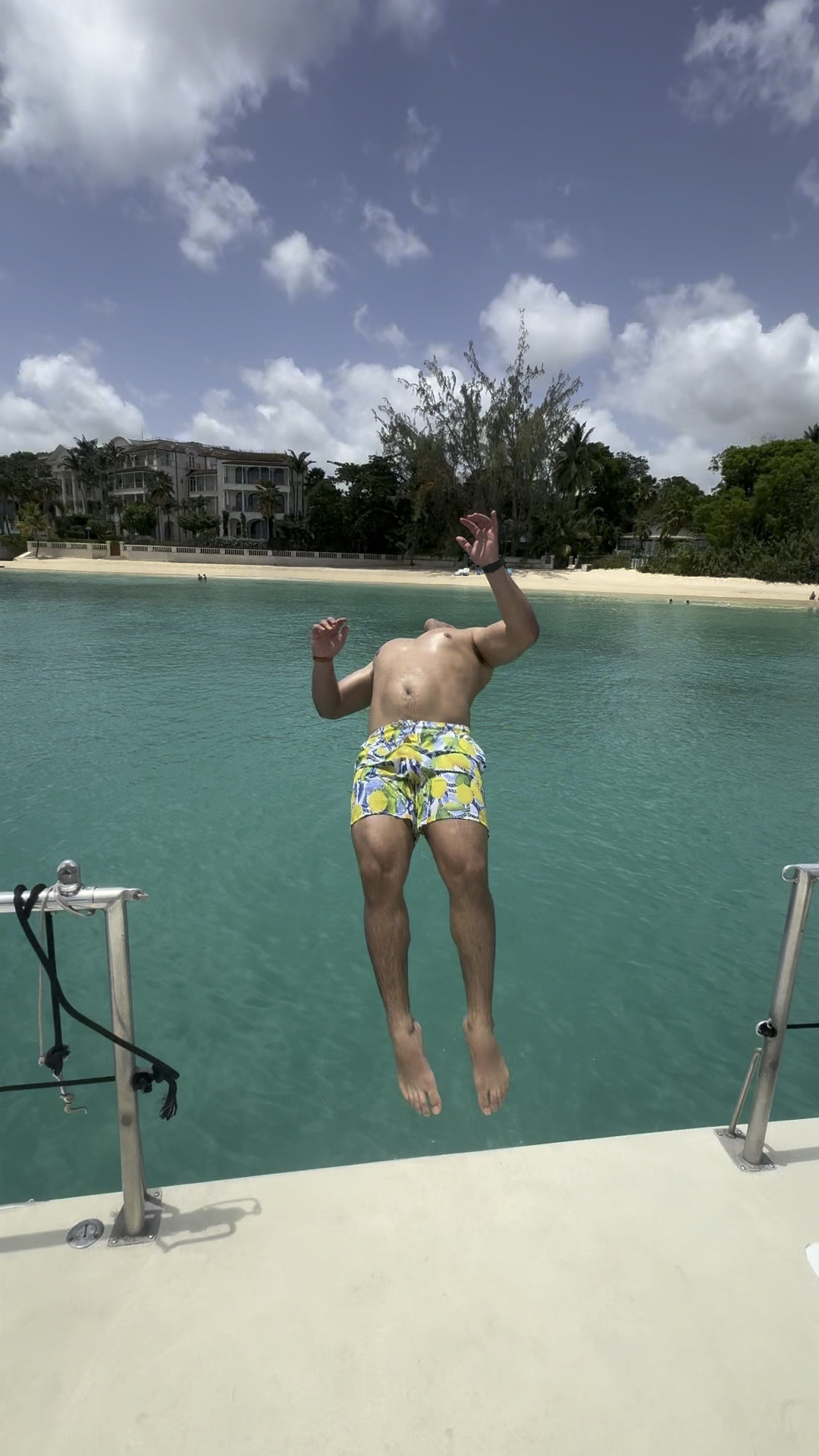 Fun summer swim…lemons, lemons, lemons. Men’s fun summer swim shorts but still cute and can match with the fam

#LTKFindsUnder100 #LTKMens #LTKSeasonal