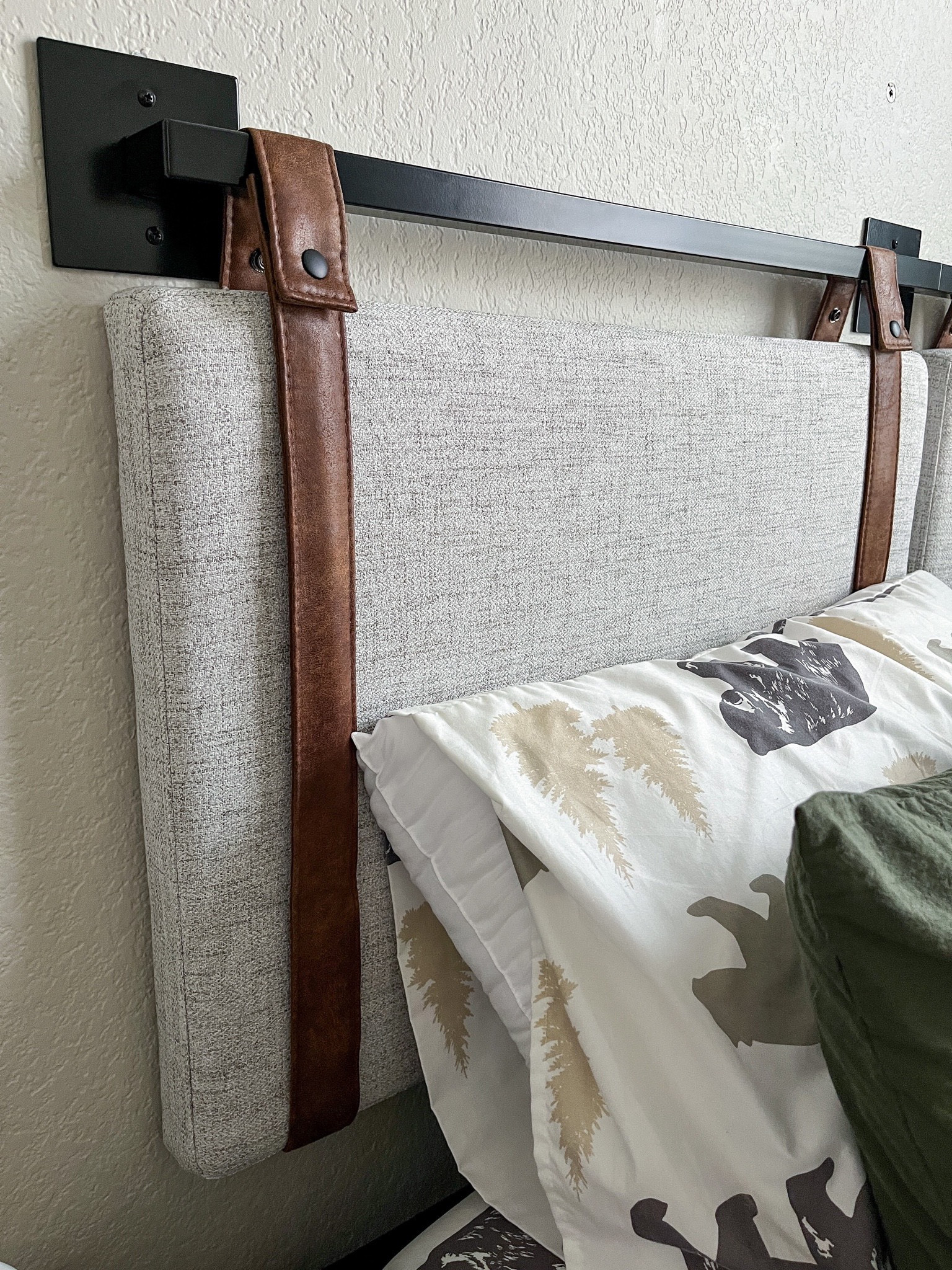 Home decor
Headboard
Bedroom 

#LTKFind #LTKhome #LTKstyletip