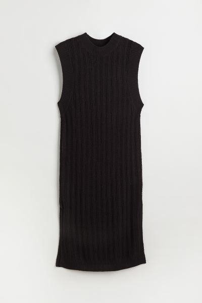 Knitted, calf-length dress in a straight style with gently dropped shoulders, deep armholes and s... | H&M (UK, MY, IN, SG, PH, TW, HK)