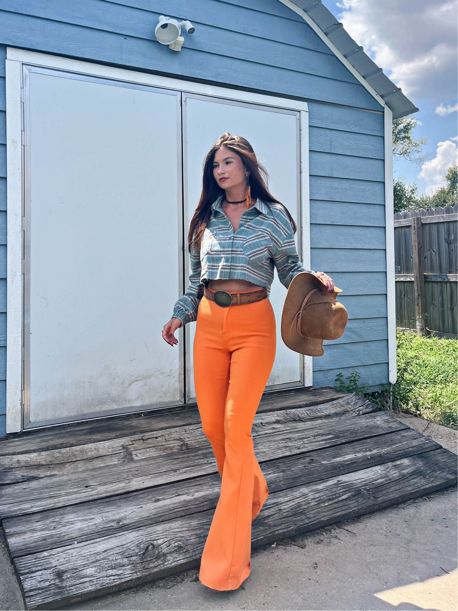 Orange flares paired with cropped teal flannel! LORI20 to save 



#LTKFindsUnder50 #LTKStyleTip #LTKSeasonal