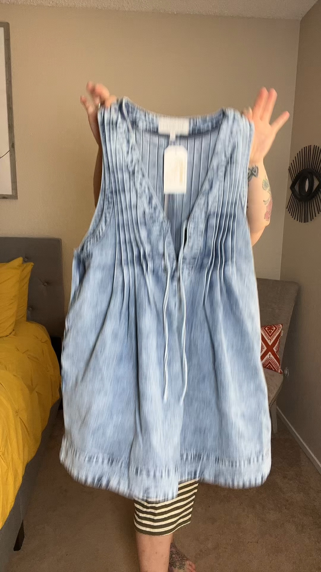 Styling my newest denim romper! Denim is definitely trending into fall and I’m loving it. I’m in a medium and wouldn’t change a thing! 

#LTKStyleTip #LTKSeasonal #LTKVideo