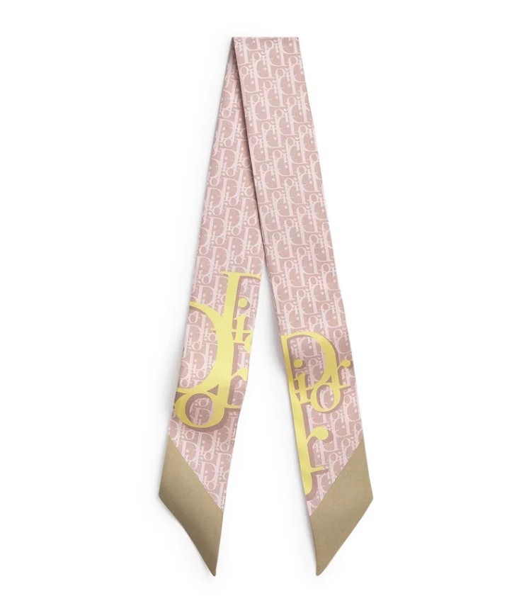 MITZAH DIOR INFINI
CHRISTIAN DIOR



#LTKSpringSale #LTKBeauty #LTKootd