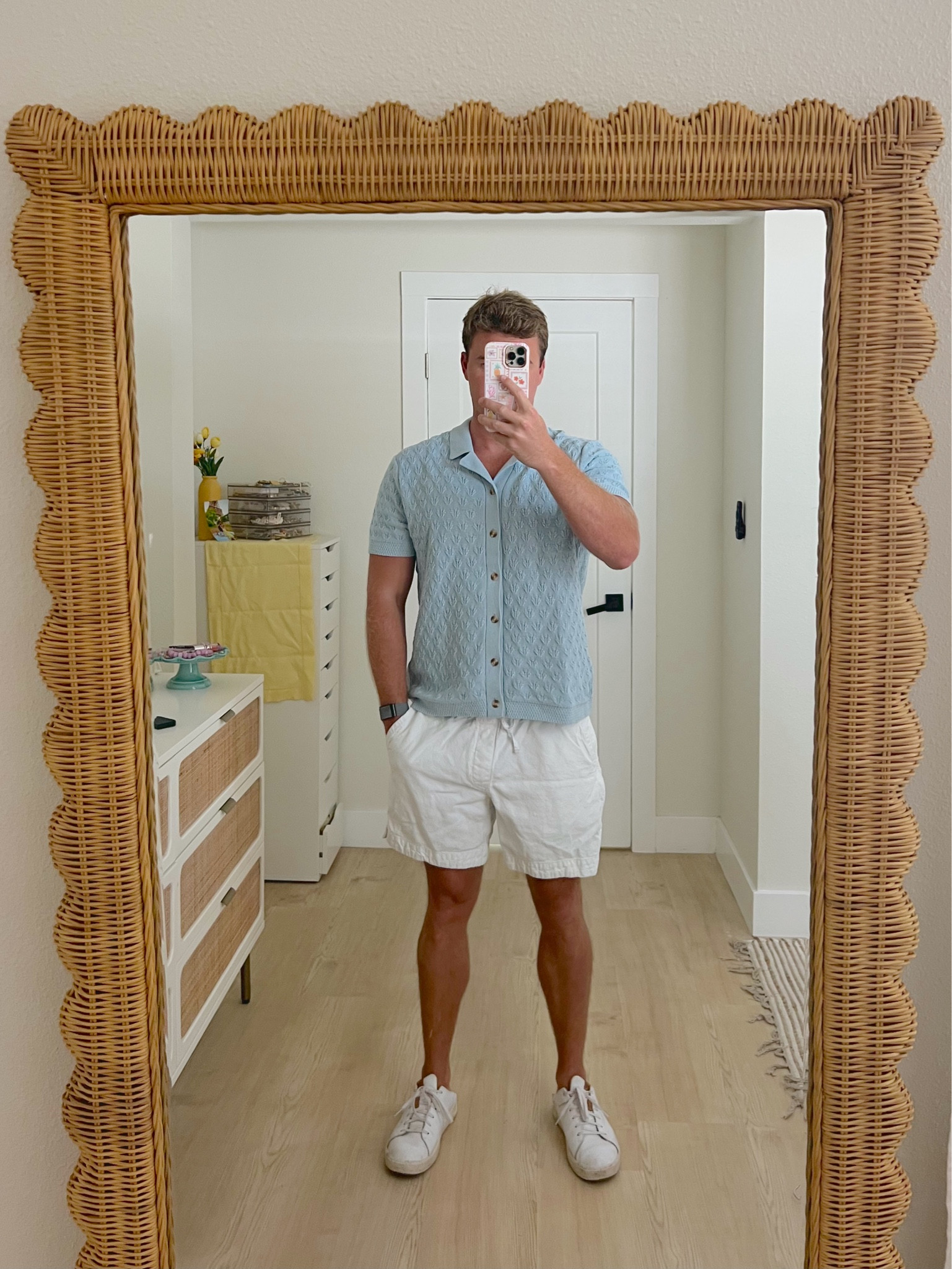 Abercrombie mens summer outfit ideas for him ⭐️ Mr.styledby wearing a large top and a medium shorts at 5’10.