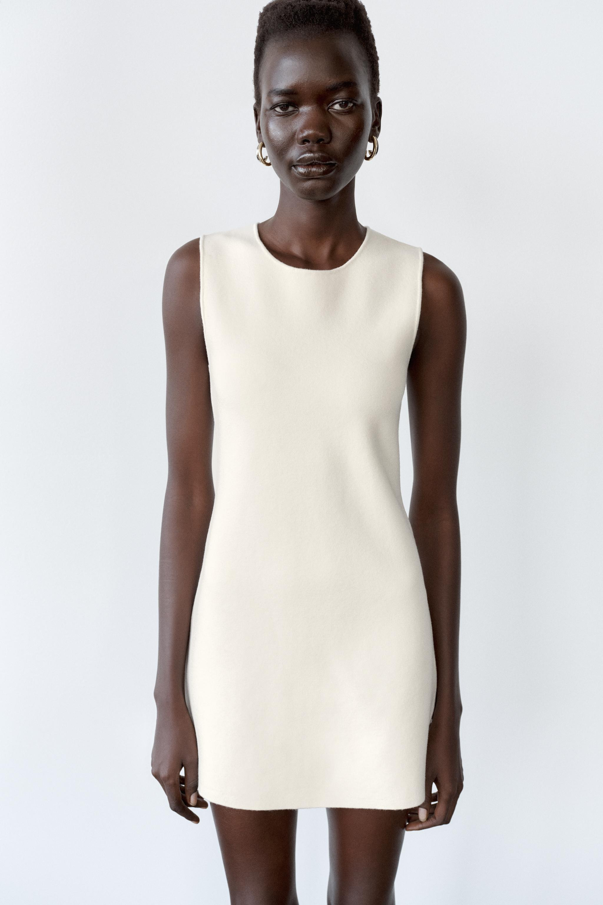 SHORT PLAIN KNIT DRESS | Zara US