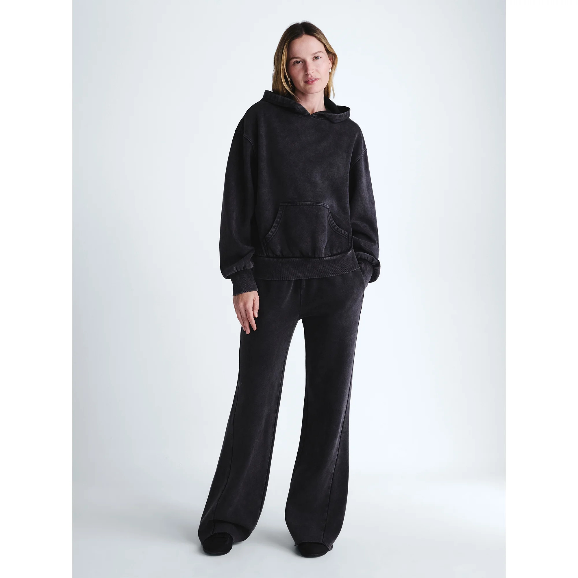 Scoop Women's and Women's Plus Mineral Wash Oversized Hoodie, Sizes XS-4X | Walmart (US)