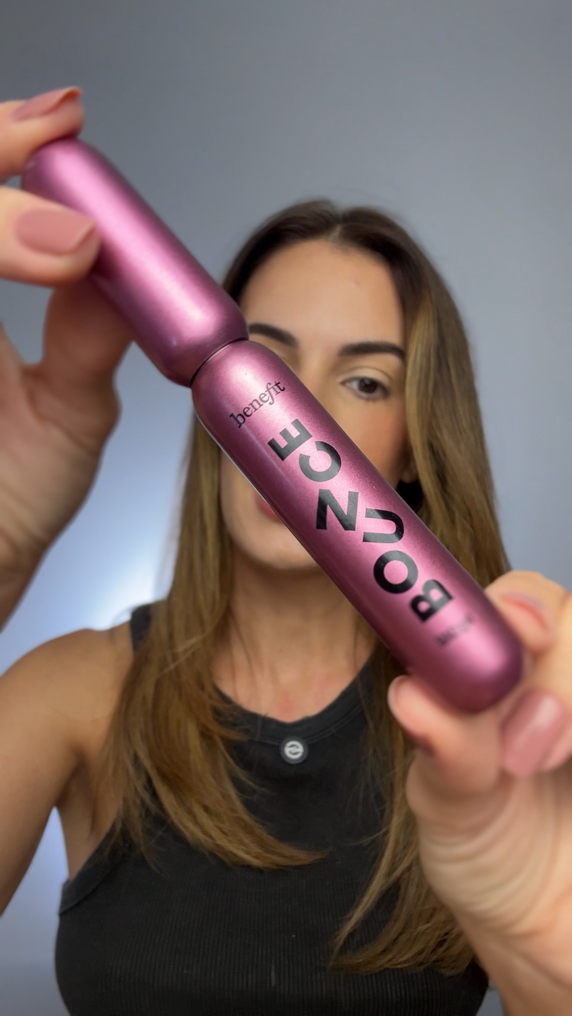 Consegui comprar a máscara mais desejada do momento!!! 
 
E agora eu entendi o Hype! Essa máscara é super completa porque ela curva, alonga, ajuda a definir os cílios e dá muito volume!!! 
 
E essa máscara ainda é muito versátil com o pincel dois em um! Dá para usar somento um dos lados e trazer efeitos diferentes pros cílios! 
 


#LTKbrasil #LTKbeleza #LTKpromo