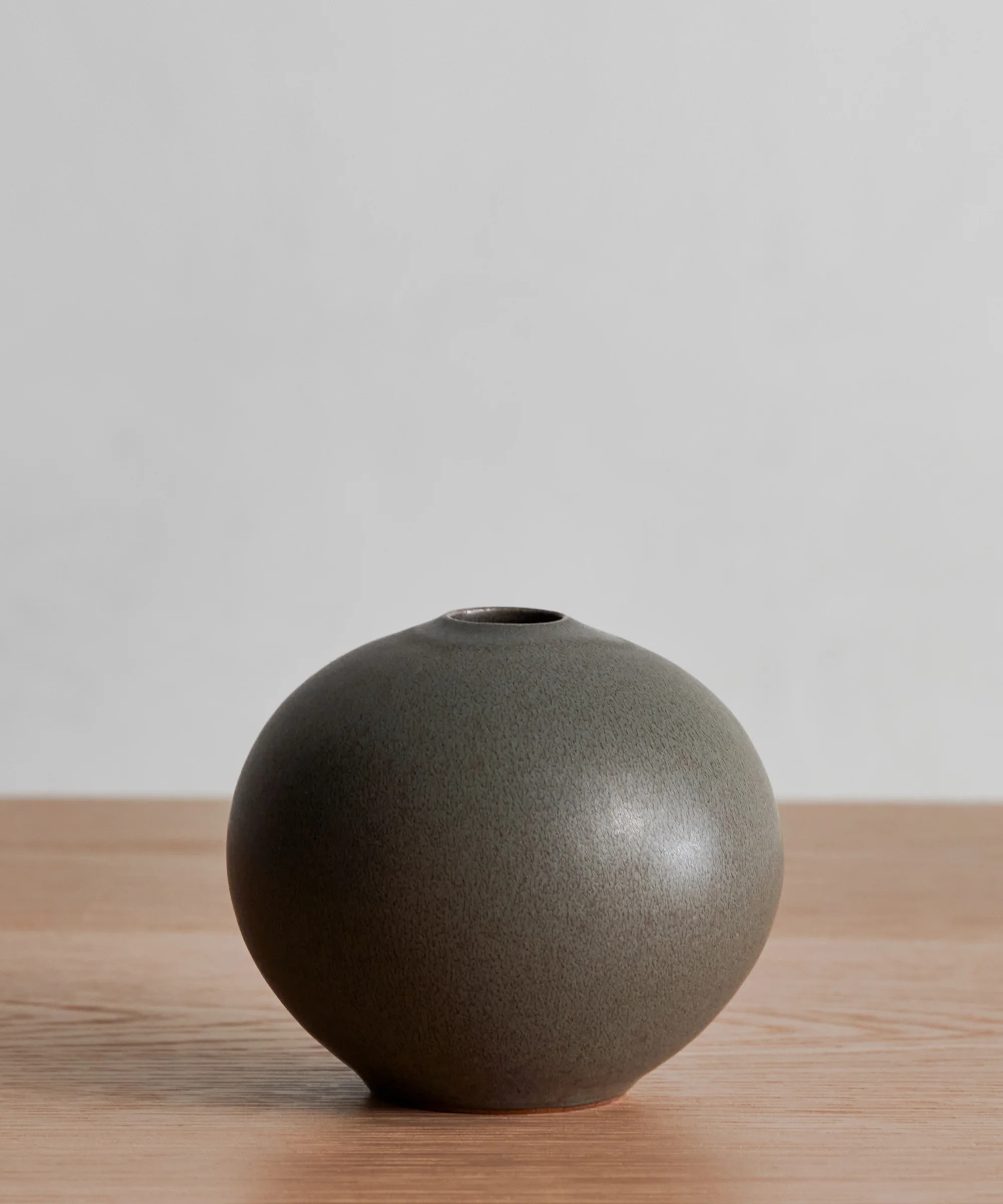 Small Orb Vase | Jenni Kayne