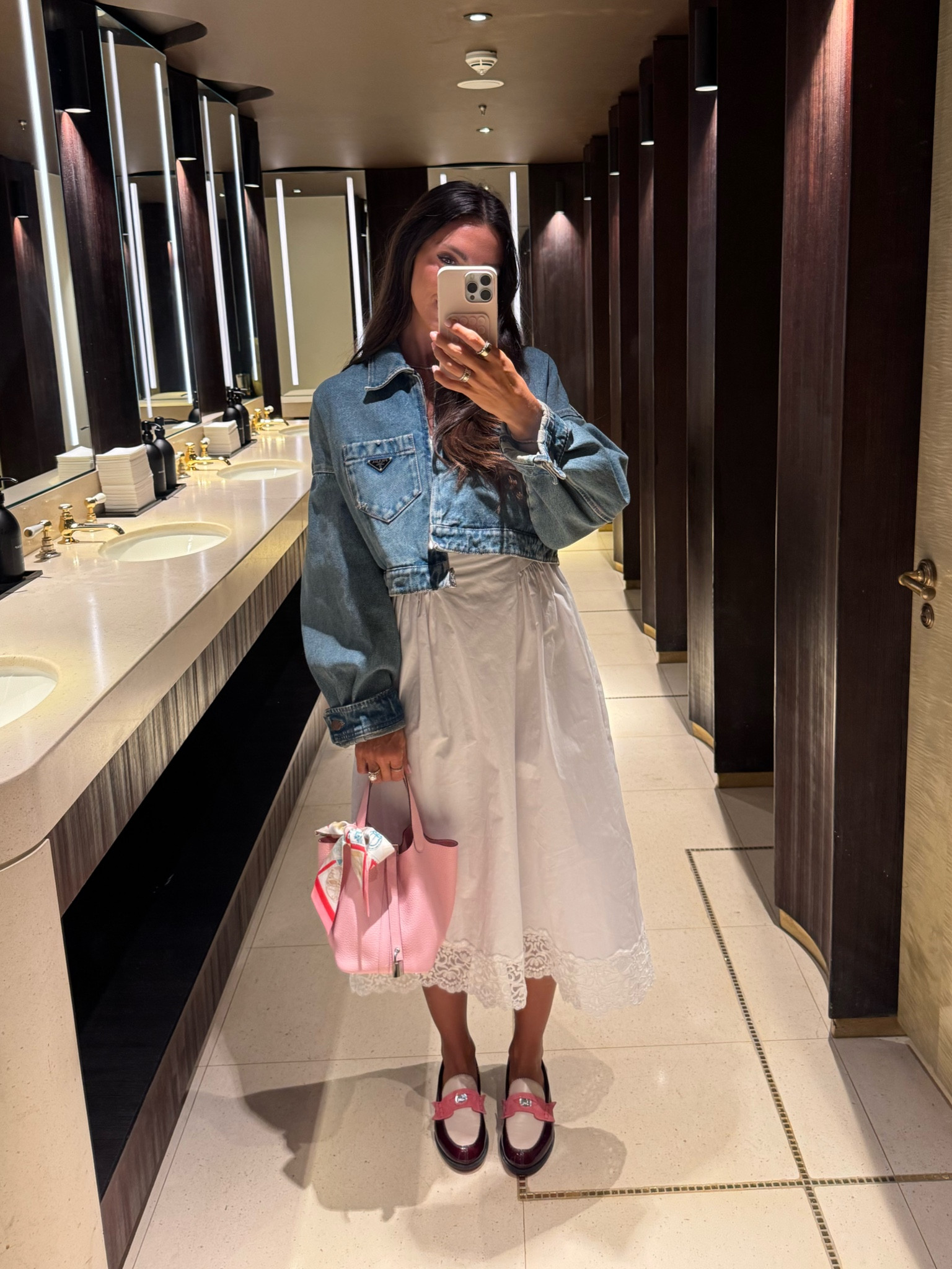 London ootd! 

#LTKStyleTip #LTKSeasonal #LTKTravel