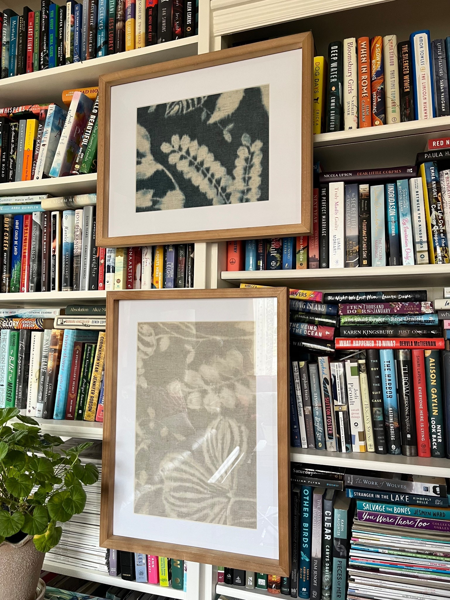 Create unique and original art with a matted frame!  What can you frame?!!
* wallpaper 
* fabric
* family photos
* dried flowers 
* paintings
* mixed media art
* sketchings
* historical documents 
* Certificates 
And so much more.
And it's easily changeable!
Linked here for you 👍

#LTKHome #LTKgrwm #LTKdayinmylife