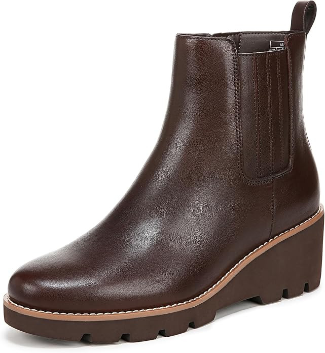 Vionic Women's Aria Booties Ankle Boot | Amazon (US)