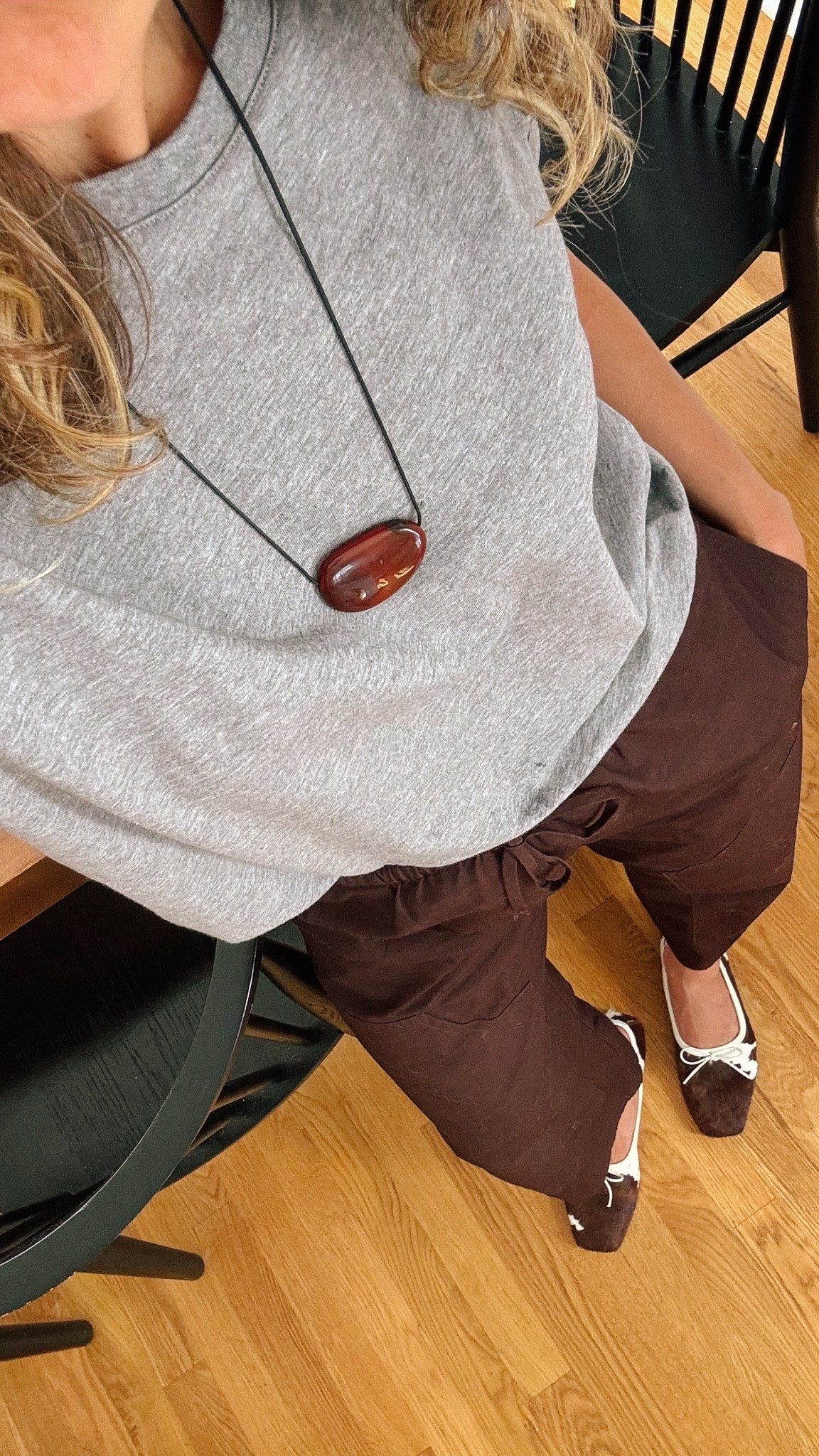 Weekend outfit 

Sèzane gray tee, S, I sized up. J.Crew poplin pants, XS petite. Frēda Salvador flats, run a little small. Heaven Mayhem necklace.

#LTKmomlife #LTKOver40 #LTKPetite