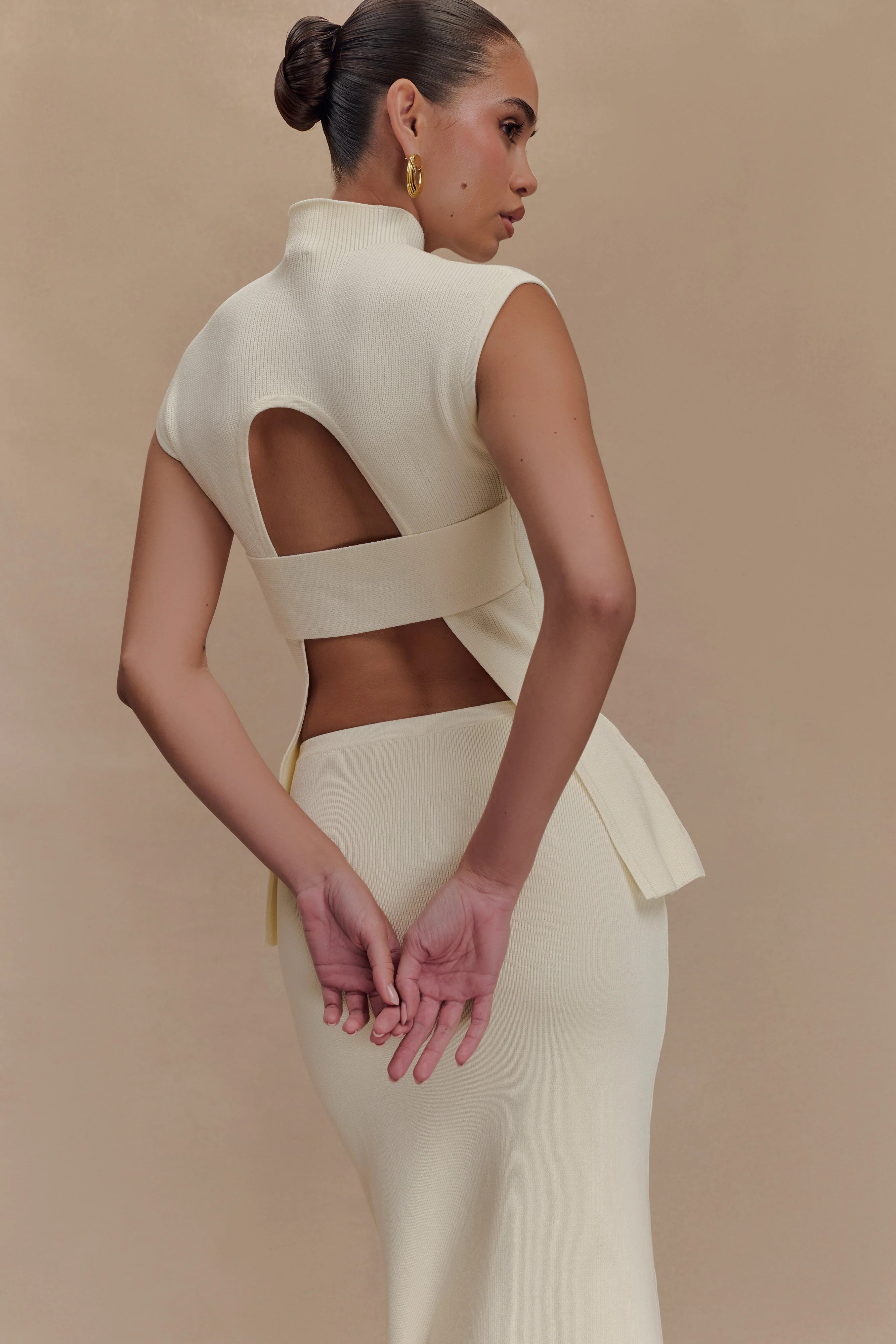 Knit Open Back Top - Ivory | MESHKI US