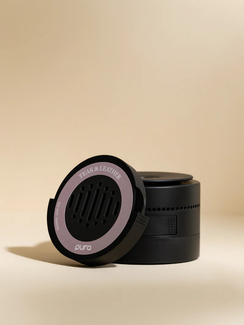 Teak & Leather | Pura