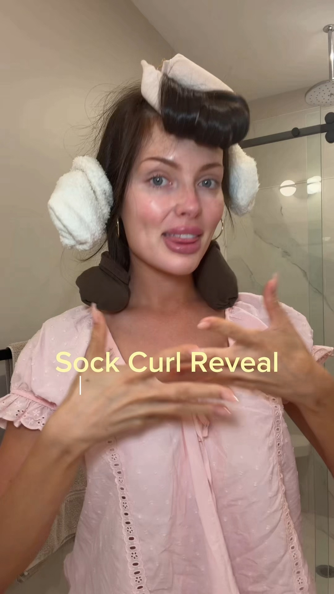 Socks and rod I use!!💞