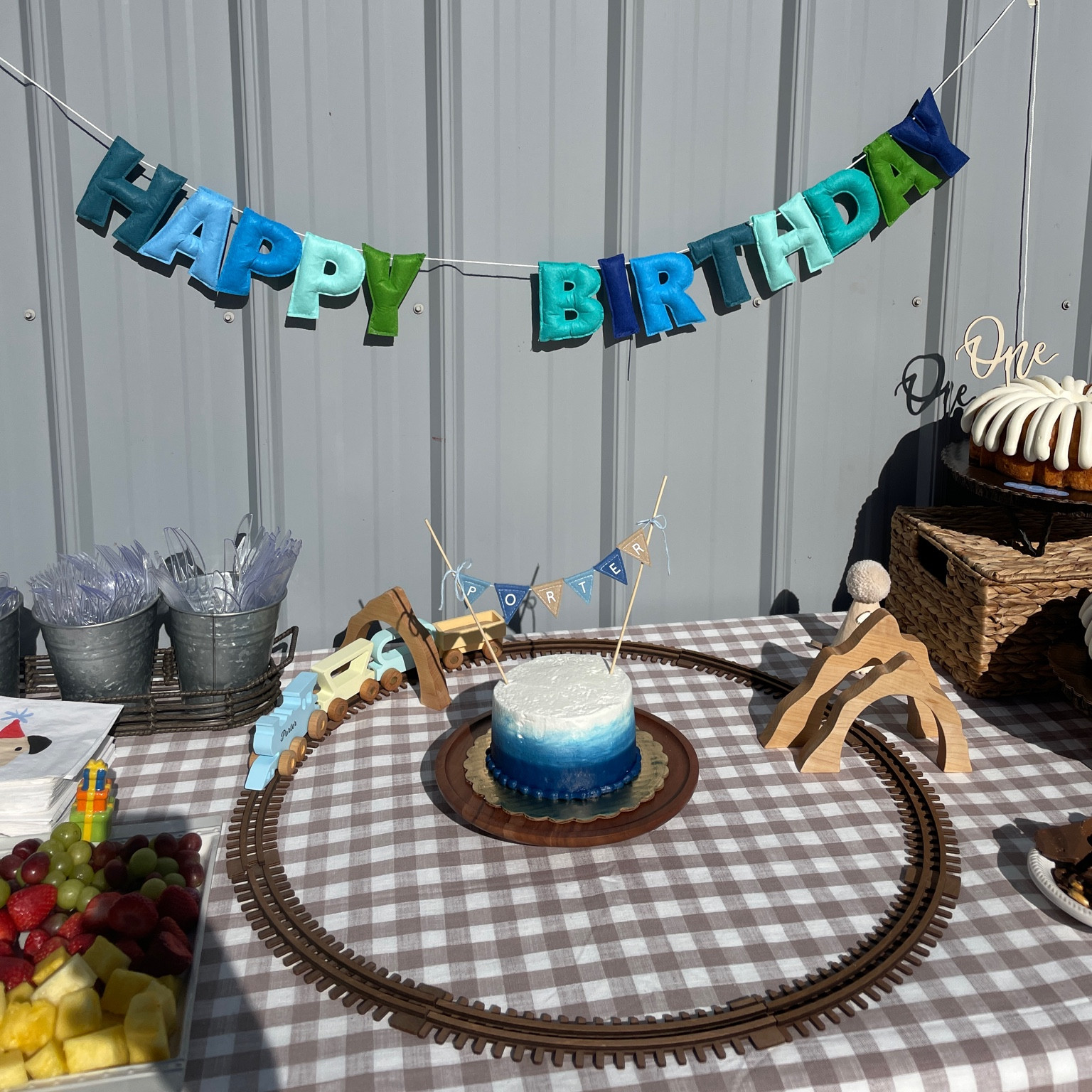 1st birthday 

#LTKBaby #LTKKids #LTKGiftGuide