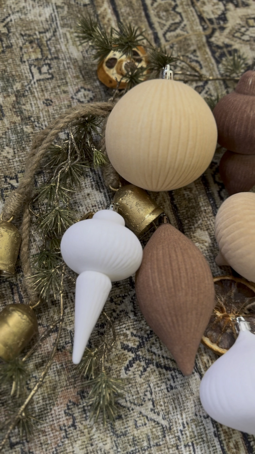 Your tree called, it wants these ornaments! The cutest flocked ornaments I’ve ever seen and SO AFFORDABLE!!! 50% off right now… RUN!! 


#LTKSeasonal #LTKHome #LTKHoliday