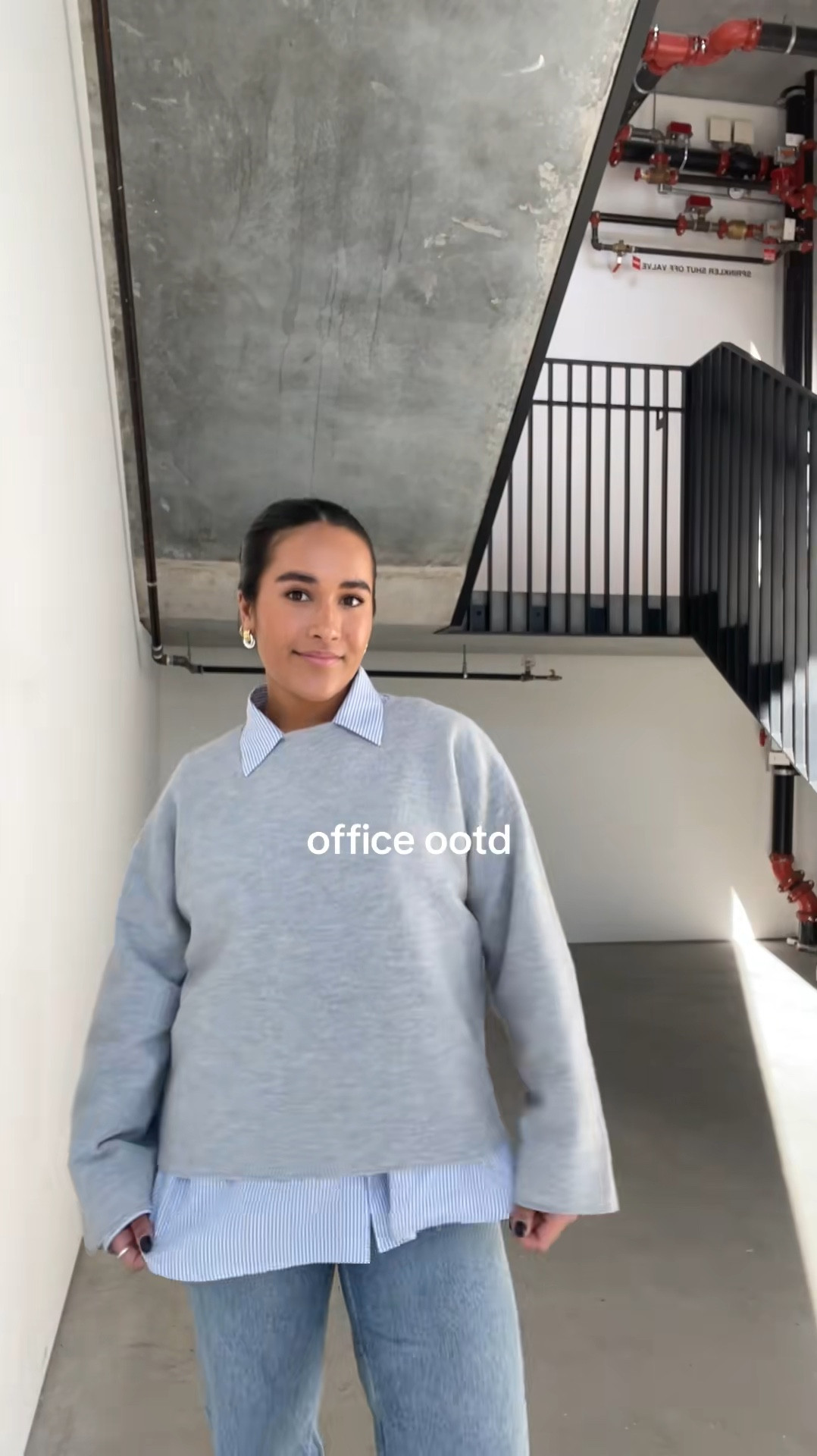 Cute business casual outfit for work! 👔🤍 

Typically I’m size S in tops, 4/6 in bottoms 
#aritzia #officeootd #officeoutfit #corporateoutfit #workoutfit #businesscasual #corporatefits 

#LTKcanada #LTKworkwear #LTKstyletip