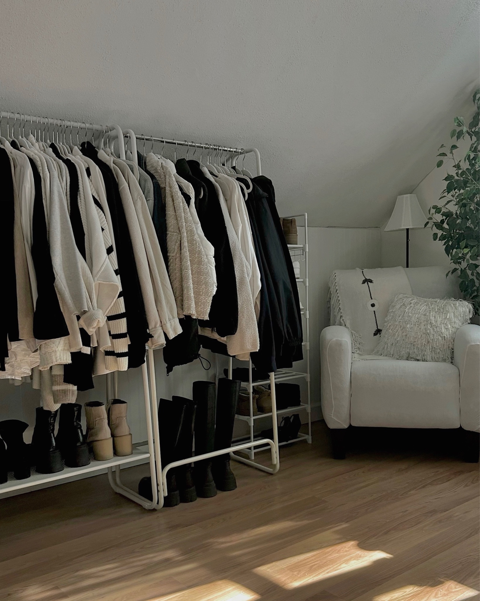 the best clothing/shoe racks under $100! 🧺 @amazon

#giftguide #giftsforher #amazonfinds #amazonhome #homeorganization #hollyfrocks

#LTKfindsunder100 #LTKhome
