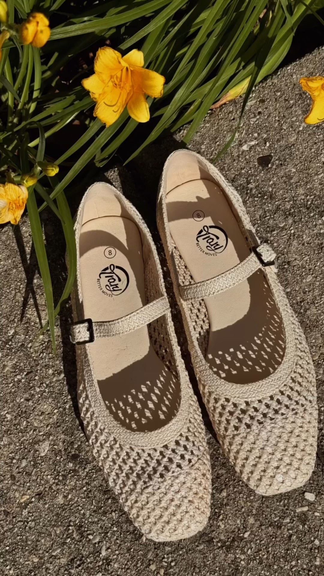 @traryshoes ☀️
 Summer woven flats — the perfect choice for light strolls under the sun.🩰
#influencer #contentcreator #shoes  #trary