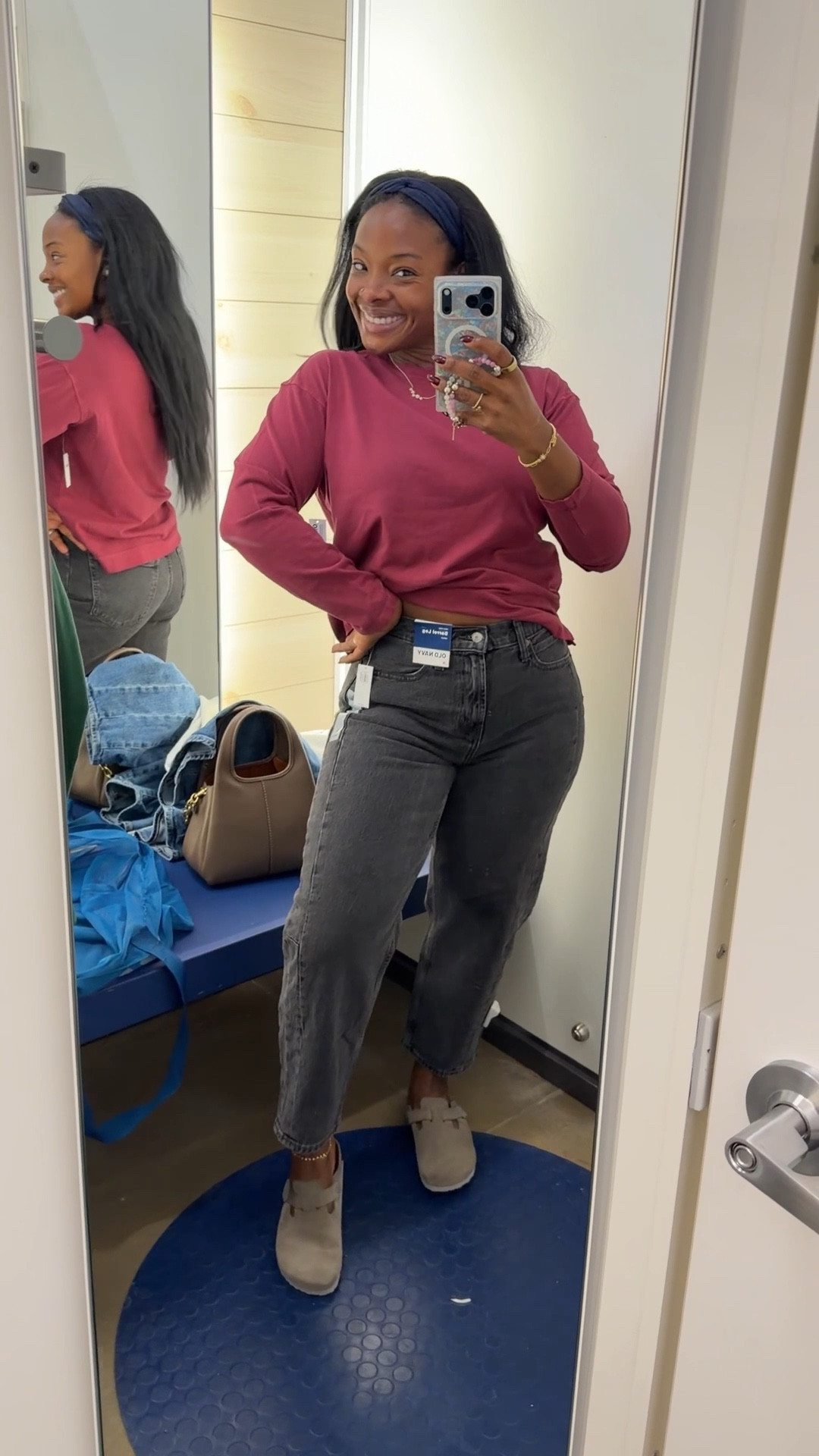 I’ve been obsessed with Old Navy barrel jeans and I found a new color today!! 

#LTKMidsize #LTKStyleTip #LTKSaleAlert