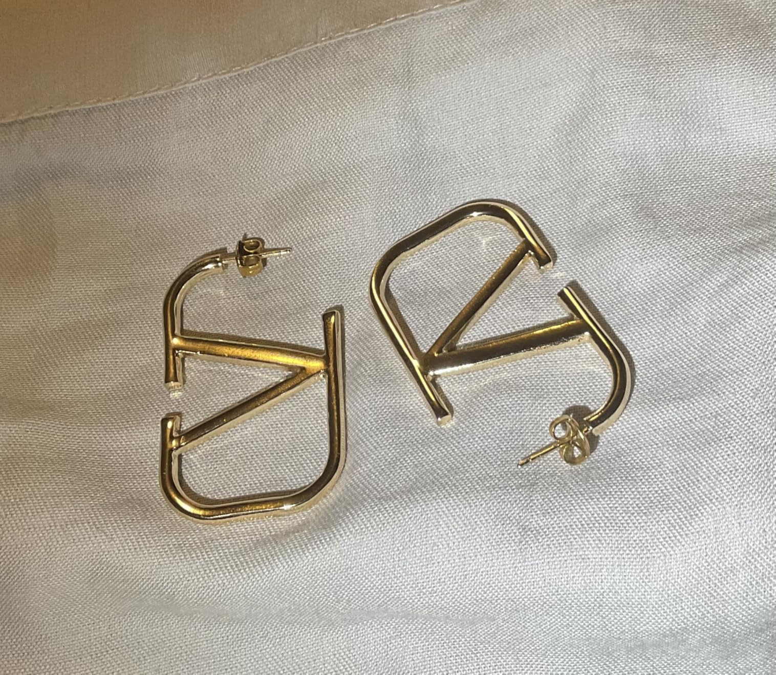 Elegant 18K Gold V Geometric Earrings - Hypoallergenic Jewelry for Women | Stylish Gift for Fashi... | Amazon (US)