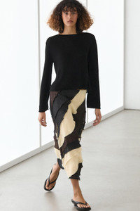 Click for more info about Midi skirt made from 100% linen fabric. Flowing and lightweight fabric . Contrast colour detail.