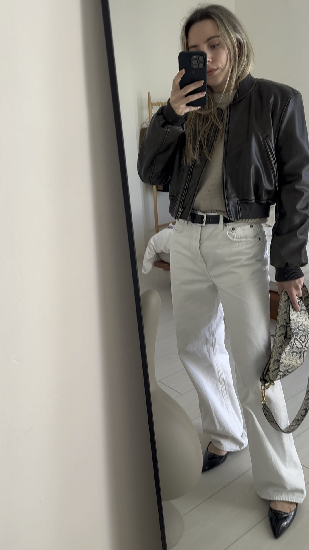 Easy everyday outfit 🤎

I love creating easy & minimal outfits with new and old pieces.

This chic white jeans look is perfect for work or errands.

I’m wearing:

-My wide-leg AGOLDE jeans. They are super comfortable but run big. I’m a 26 and I wear 25 in these. I could even go for 24 for a tighter look.
-My new mid-heel sling-backs from Prada are a timeless investment as I see myself wear them until they fall apart. They are extremely chic and comfortable. Get half a size smaller.
-My Massimo Dutti leather belt is both affordable and good quality. A classic one 👌🏻
-My new cashmere/ wool knit from H&M. It runs true to size and I wear a small. Grab it because it’s fab! Heavy, cosy and structured.
-My old ZARA jacket. (I’ve linked a similar one)
-My old S.Joon bag. I’ve linked a similar one.

#LTKstyletip #LTKSeasonal #LTKshoecrush