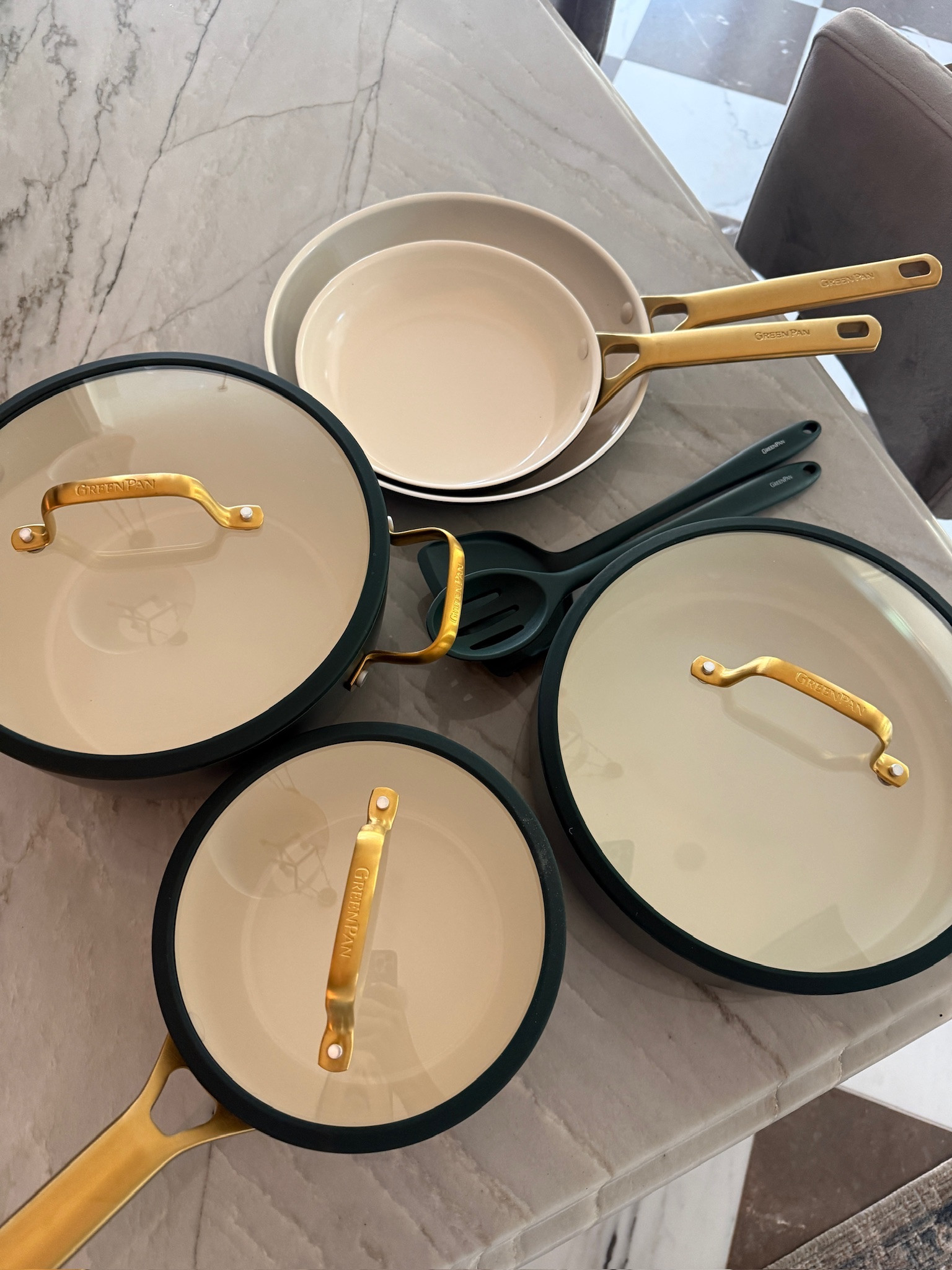 Just got these pans and am absolutely obsessed!

Toxic free pans, pans, pans set, wedding gift, kitchen, home, grace white

#LTKmomlife #LTKHome #LTKfoodie