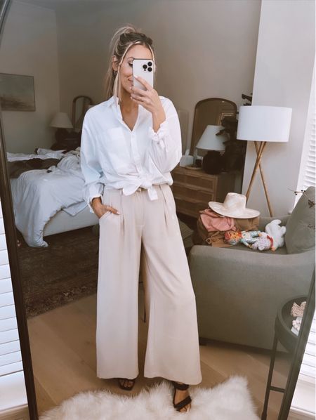 Calling all the working girls! You need these wide leg trousers! 

#LTKStyleTip #LTKWorkwear