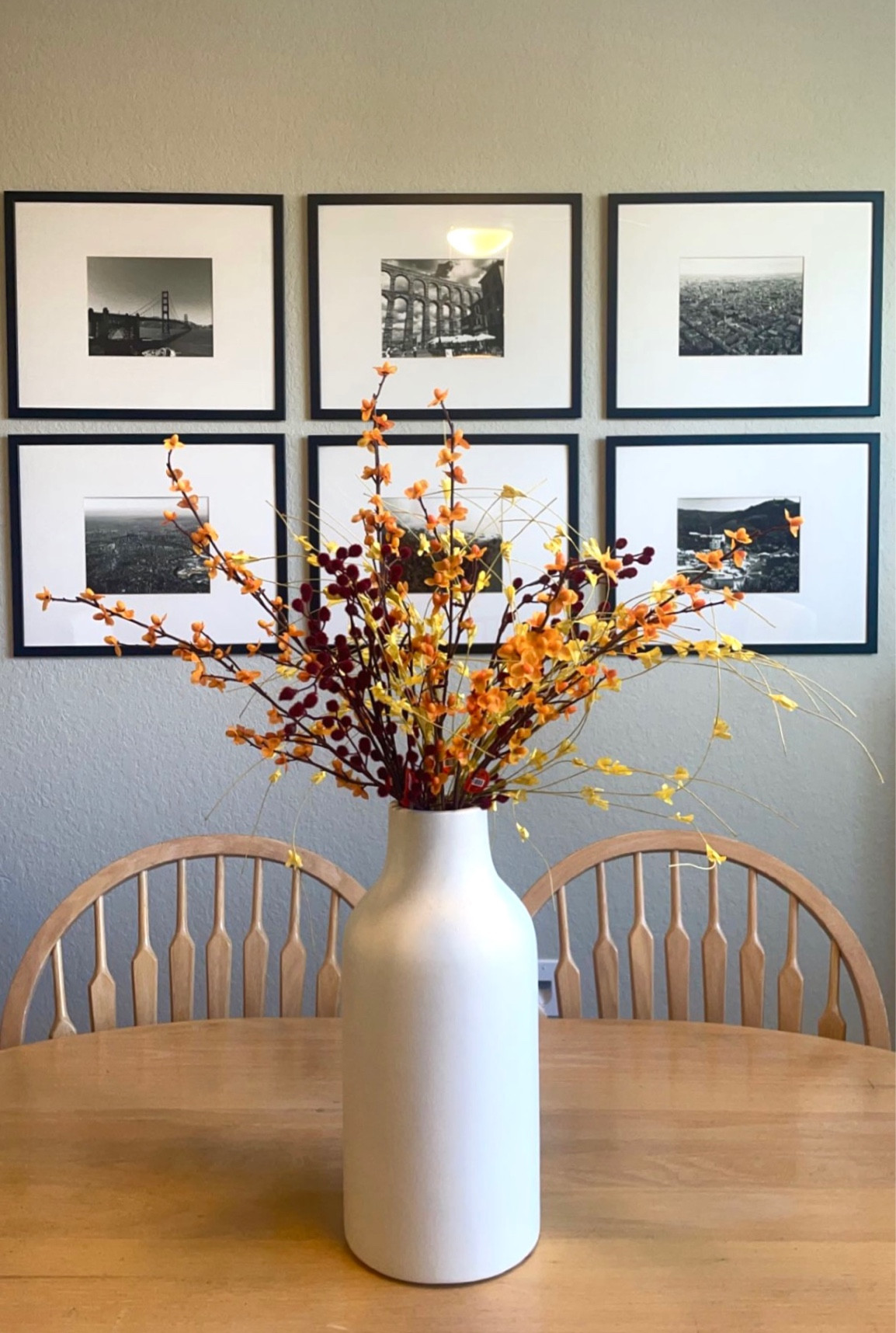 Fall home decor 🤎🍁🍂

*table/chairs are thrifted* 

#LTKFallSale #LTKSeasonal #LTKHalloween