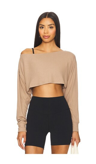Beyond Yoga Duet 2-way Convertible Shrug in Tan. - size XS | Revolve Clothing (Global)